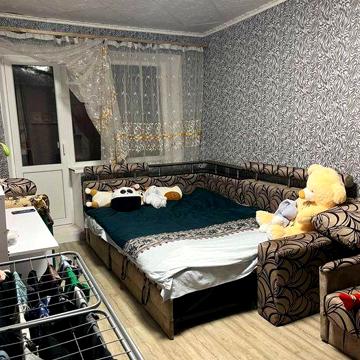 Здаю квартиру 2 кімнатну терміново