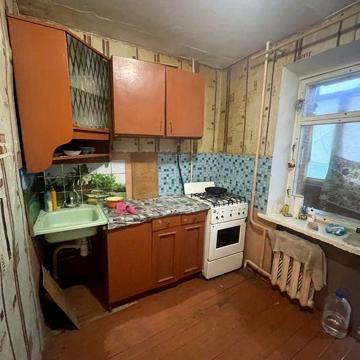 Продам однокімнатну квартиру Озерне