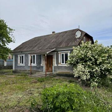 Продам будинок с. Суржа