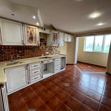 Продаж 3 кімнатної квартири в Центрі, по пр. Центральному