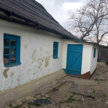 Сдам хатынку  в аренду .