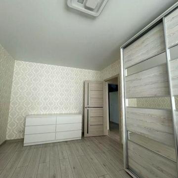 Здається 2к квартира біля метро, Вишняківська 2, з технікою