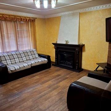 З-кімнатна квартира Ужгород, ТЦ ТОКІО