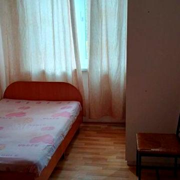 Сдам 2ух комнатную м. студенческая, комнаты раздельныее
