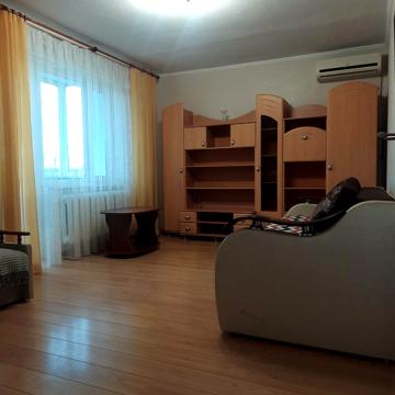 Генерала Генадія Воробйова вул. (Курська), 8-А