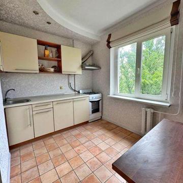 Продам квартиру 1к., б-р Вечерний , БОЛЕРО