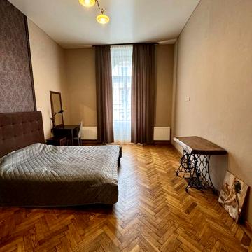 2 кімнатна квартира 48м2 по вул. Гнатюка 9
