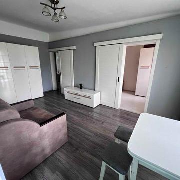 Чудова двокімнатна квартира  з кухнею-студією