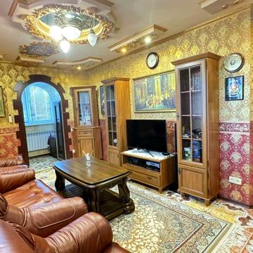 Продається 3 х кімнатна квартира