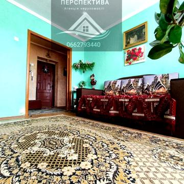 2-кімнатна квартира на вул. Сергія Табали/ Паризької Комуни