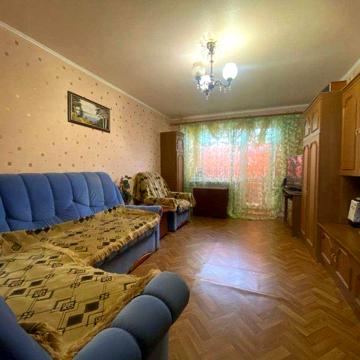 Продам 2-кімнатну квартиру в самому центрі Балаклії