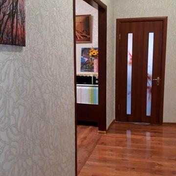 Ніжинська вул., 5