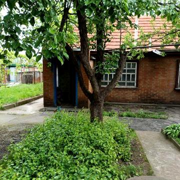 Кирпичний будинок від Власника 2,5км від Макдональдса, поряд з річко