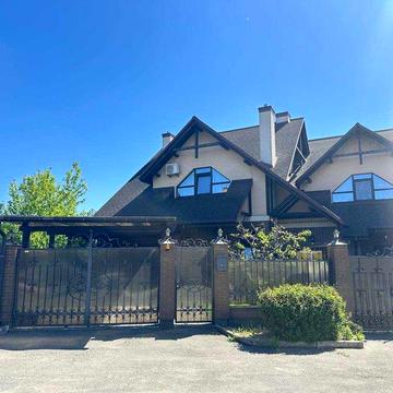 Сдам довгостроково таунхаус