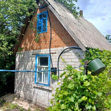 Продаж окремого будинку в пригороде Полтави.