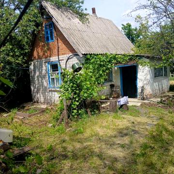 Продаж окремого будинку в пригороде Полтави.