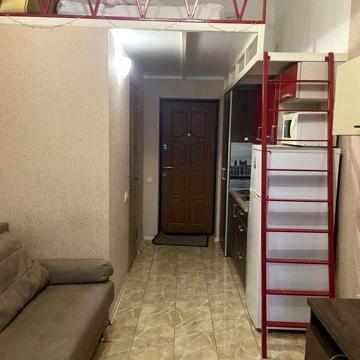 Продам свою двухуровневую гостинку (Черновицкая, 5В) ЖК Воробьевы горы