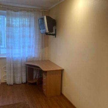 Слам свою 1-комнатную  квартиру.