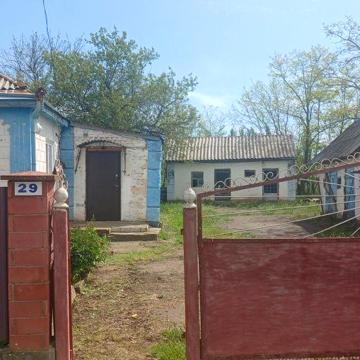Продам будинок зі зручностями
