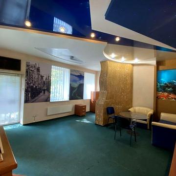 Продам 2к. кв., центр , на Чкалова, Артема під офіс, салон. NS