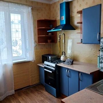 Сдам однокомнатную в Обухове!
