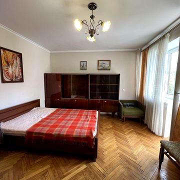 Продаж 2к квартири вул Личаківська ( Винниківський рино)