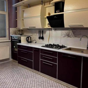 Довгострокова оренда 2к Квартира Комарівська вулиця ЖК Киевский
