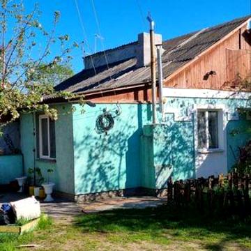 Продажа дома возле Голубого озера! Жилое состояние! Участок 13 соток!