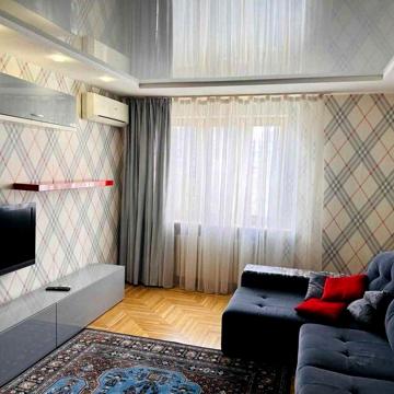 Здається 2-кімнатна квартира в самому серці Дніпра — вул. Ливарна, 17