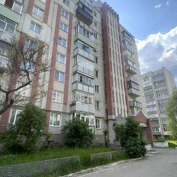 Продам 4-х кімнатну квартиру, ЗАЗ