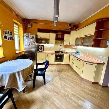 Продаж 2к Квартира Кармелюка Устима вулиця