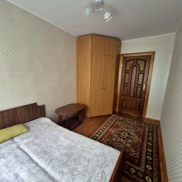 Космонавтів просп., 55