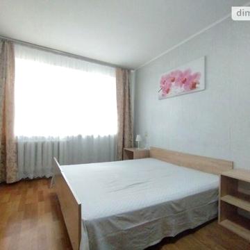 Продаж 3к Квартира Шимка Максима вулиця