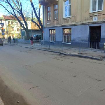 Сергія Васильківського вул., 12