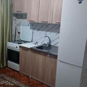 Продам однокімнатну квартиру в Броварах район парку.