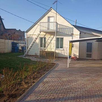 Тарасівка, будинок на 2 ОКРЕМІ ВХОДИ, 13 сот.всі КОМУНІКАЦІЇ,жилий