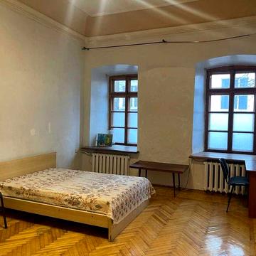 Продам 2х ком квартиру,  Успенский пер./Б. Арнаутская, фасад.