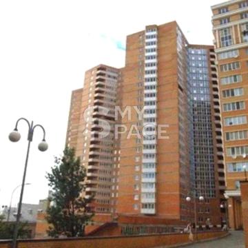 КЛЮЧІ ЦЕНТР Ділова Tetris Hall Квартира 3к МЕТРО Олімпійська 5хв