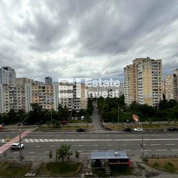 Героїв Дніпра вул., 71
