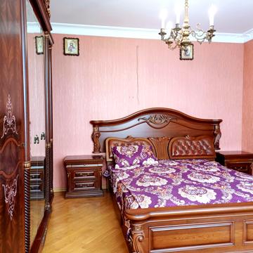 Миколи Бажана просп., 1-М