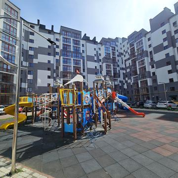 Європейська, 3