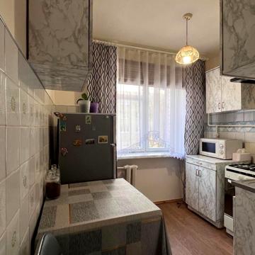 Роксоляни вул., 25