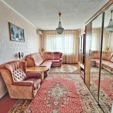 Сонячний мікрорайон вул., 36