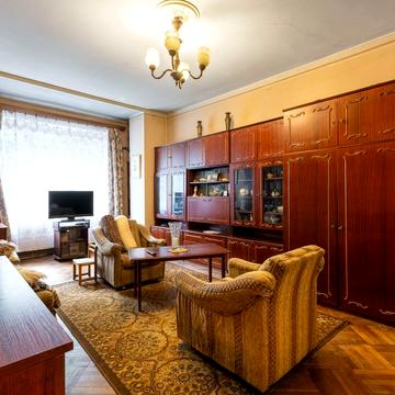 Академіка Андрія Сахарова вул., 24