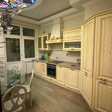 Панаса Мирного вул., 17