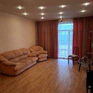 Отличная 3- комнатная в новострое ул.Рабочая  146, 95 м2, евроремонт.