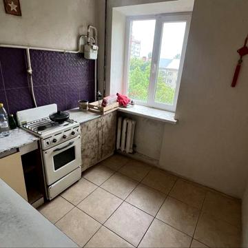 Продаж однокімнатна квартира Молодогвардійська