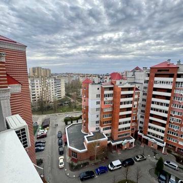 Продам двокімнатну квартиру 84кв.м. Держ. Програми +. Без комісії.