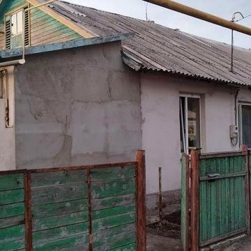 Продам дом, двор, гараж, летняя кухня