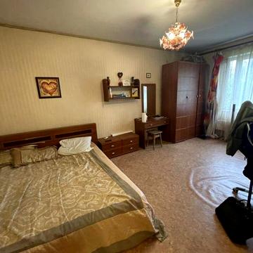 Продам 1-ком кв, Чернобыльская , 10 а